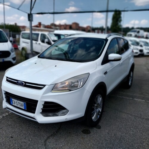 Kuga 2.0 tdci Plus 4wd 140cv powershift
