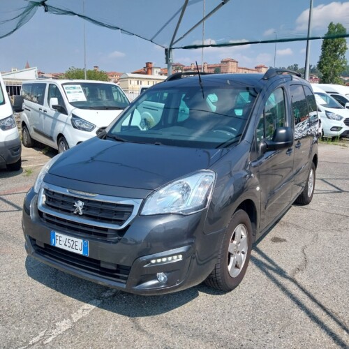 Partner 1.6 bluehdi 100cv L2 d.cab. mobi